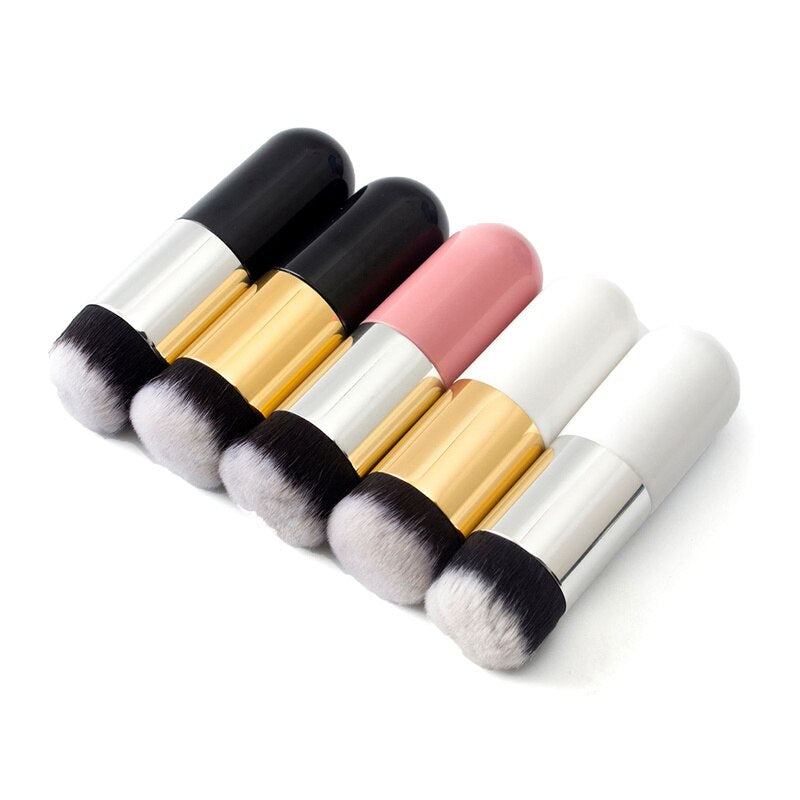 "Chubby Pier Foundation Brush Set: Professional Flat Cream Makeup Brushes with Protective Case"