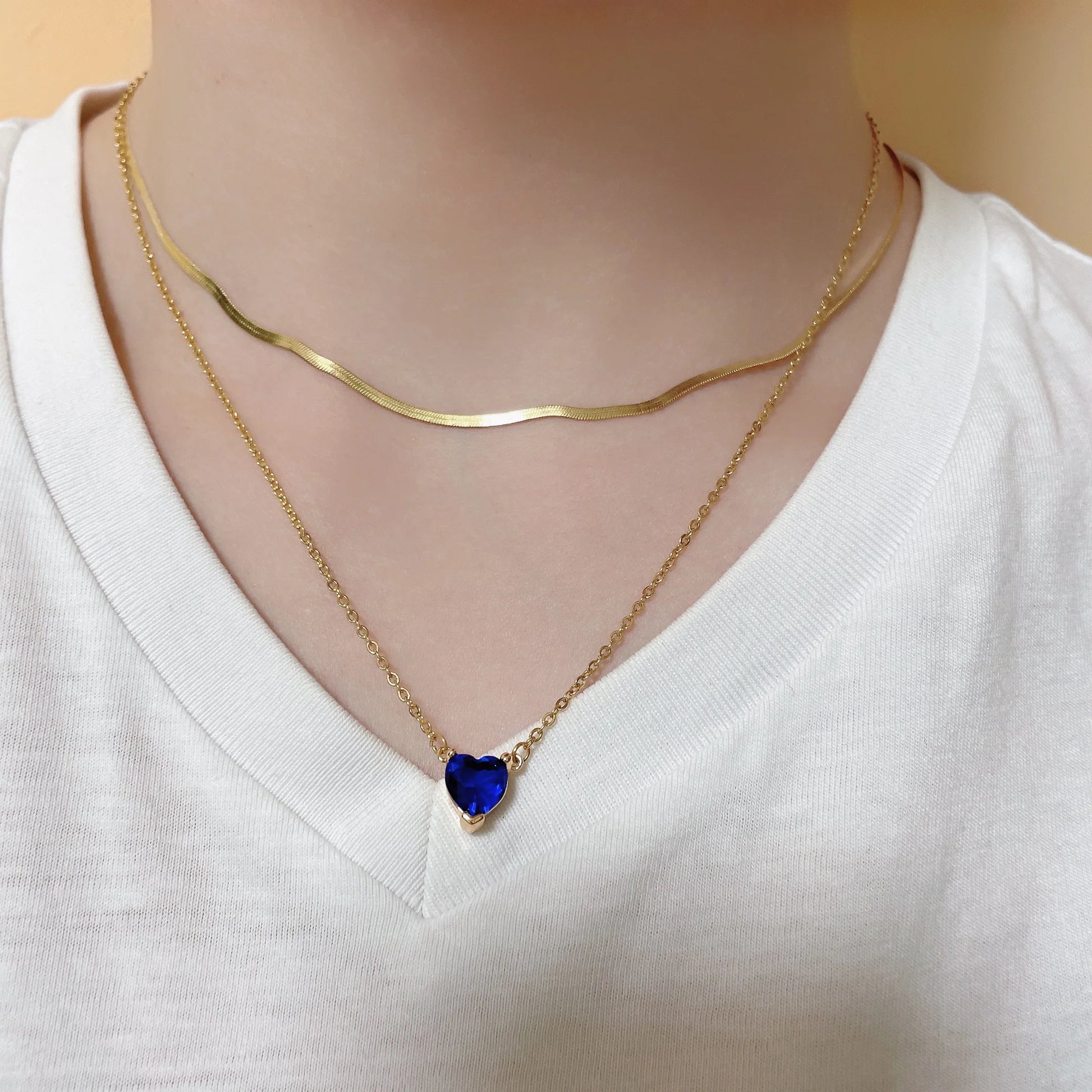 "Blue Love Heart Zircon Pendant Necklace - Elegant Multilayer Stacked Chain Jewelry for Women"